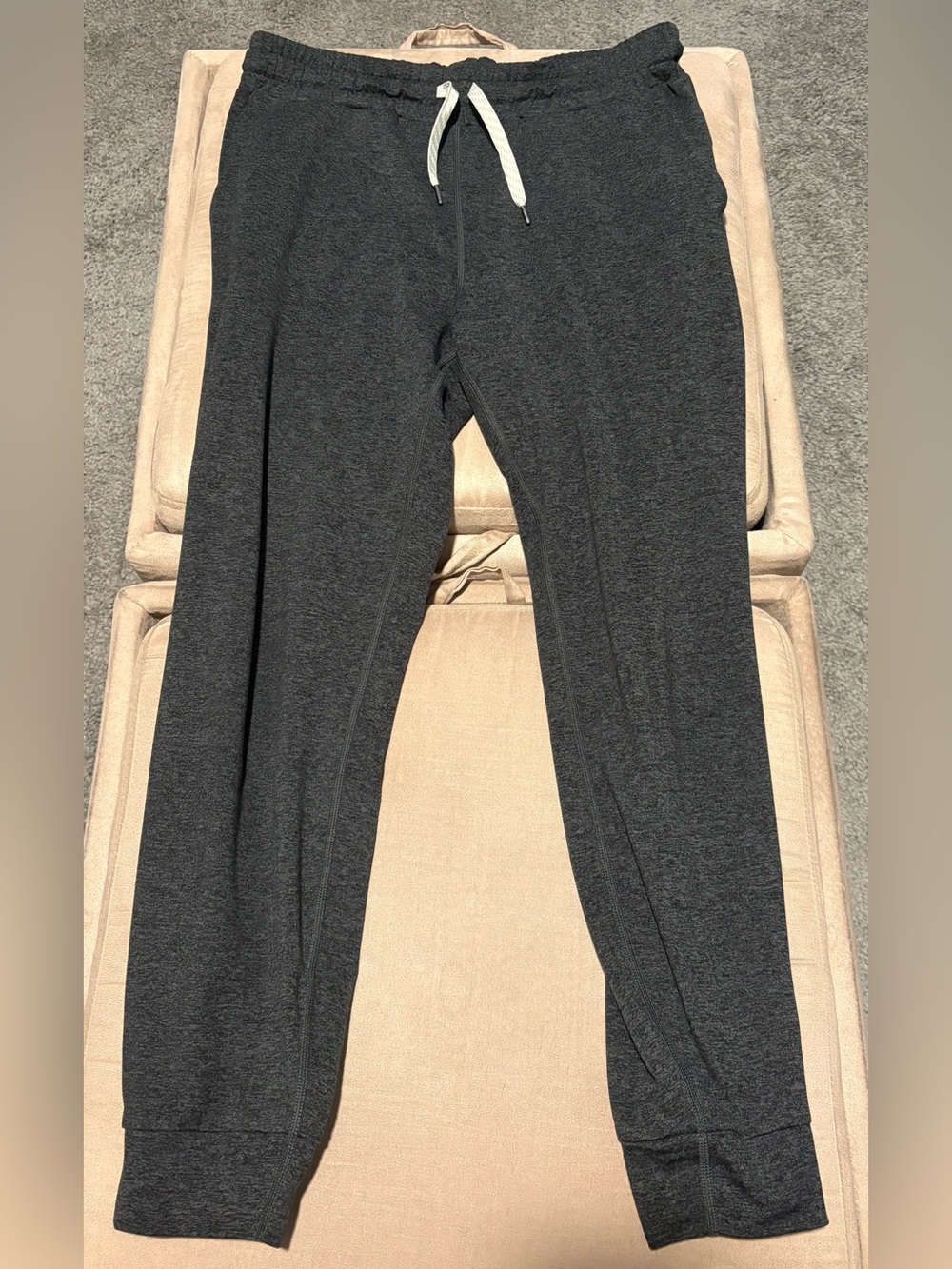 Vuori Performance Joggers